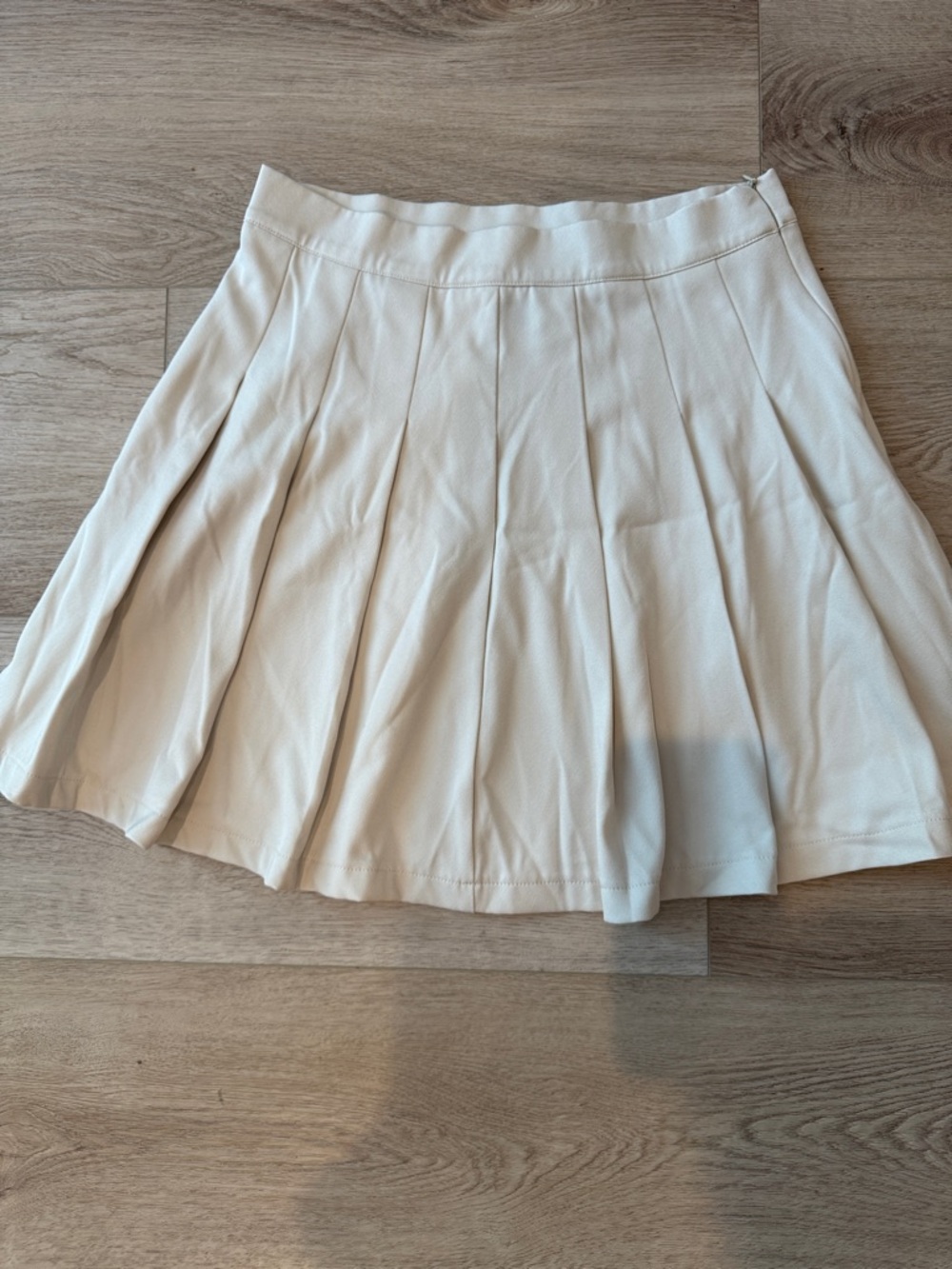 Pleated Mini Skirt in Cream